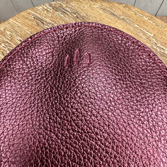 Portland Leather Gordita ULTRAVIOLET Gordita Round Wallet Keychain Charm NEW - Picture 3 of 5